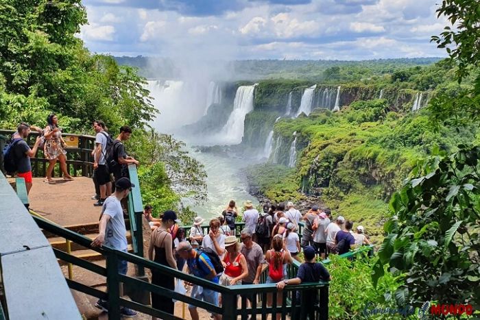 Vista a las cataratas lado Brasilero